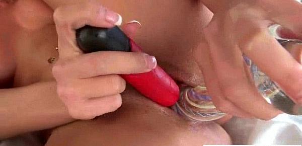  Cute Hot Girl Fill Her Holes With Things As Dildos vid-22